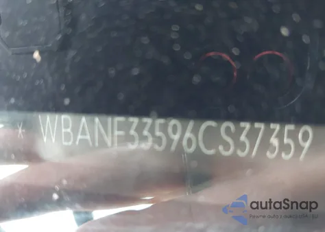 2006 BMW 525 Xi z USA, uszkodzony, nr VIN WBANF33596CS37359